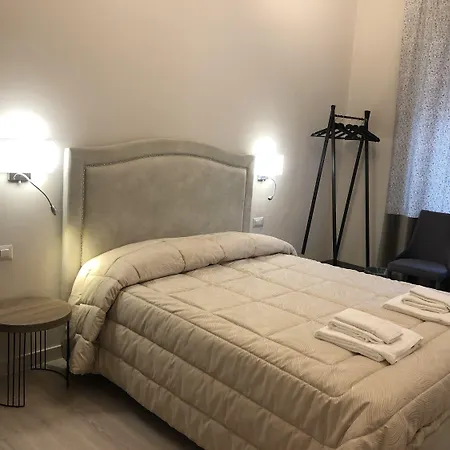 Re Di Smirne By Apulia Gæstehus 4*