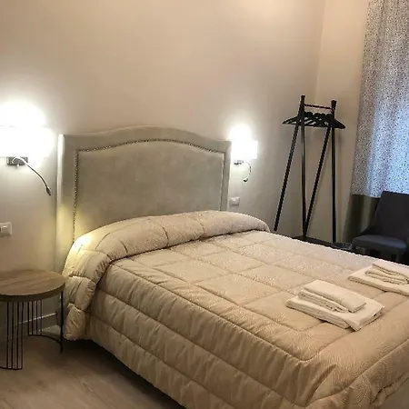 Re Di Smirne Bari