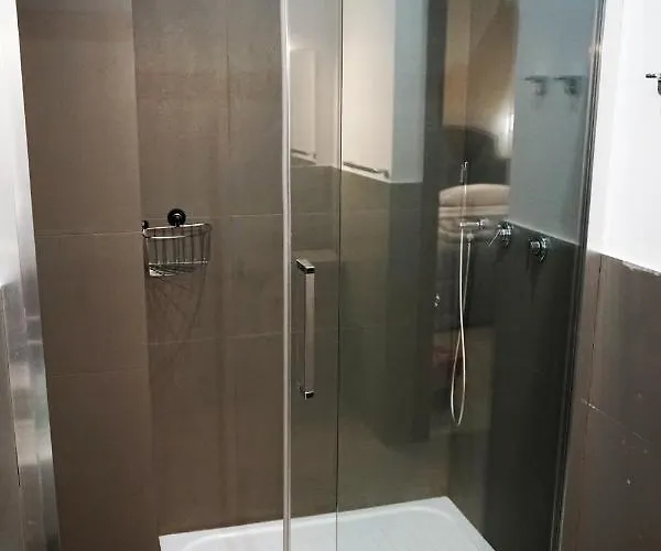 Re Di Smirne By Apulia 招待所