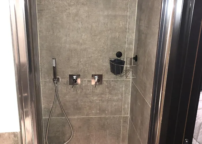 Re Di Smirne By Apulia 招待所