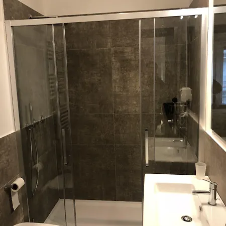 Re Di Smirne By Apulia 4* باري