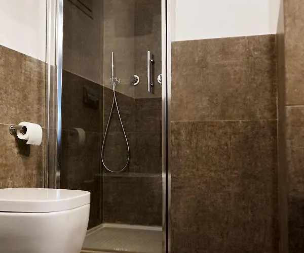 Re Di Smirne By Apulia 3*