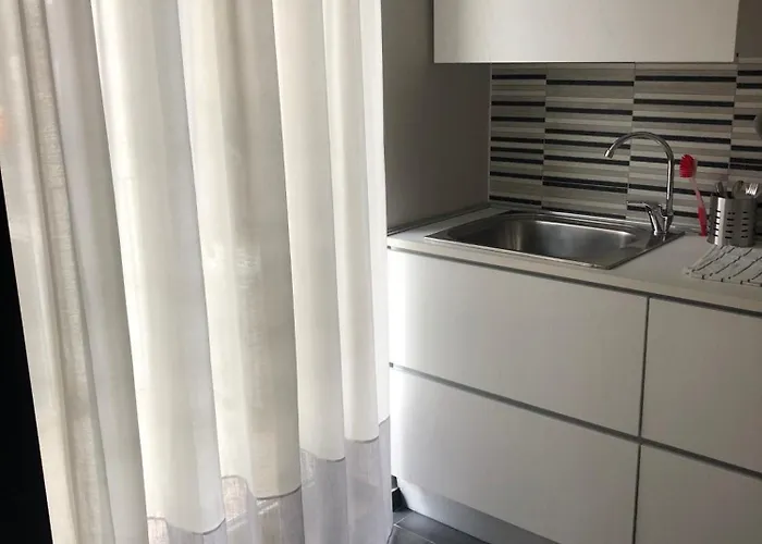 Re Di Smirne By Apulia Affittacamere Bari